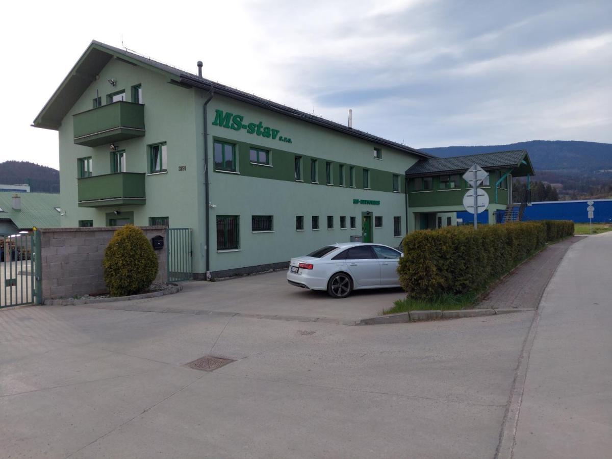Hotel Ms-Ubytovanie Dolny Kubin Exteriér fotografie